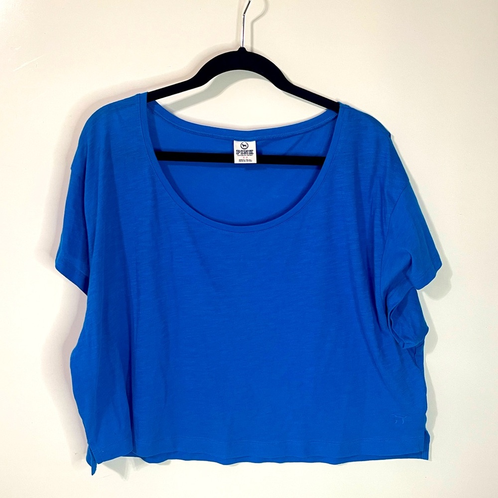PINK Victoria’s Secret Blue Cropped Tee Size Small